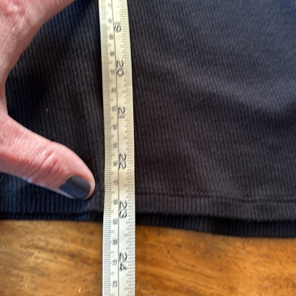 AE, Large - Picture 3 of 5